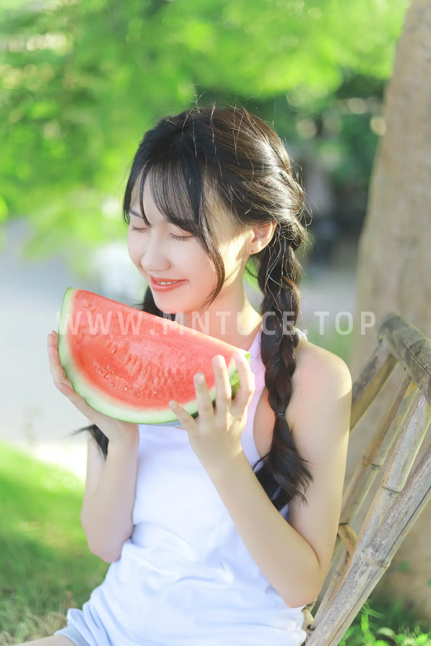 [YITUYU] 2022.09.19 Vol.1989 – Refreshing Summer Lai Lai#[22P]-18